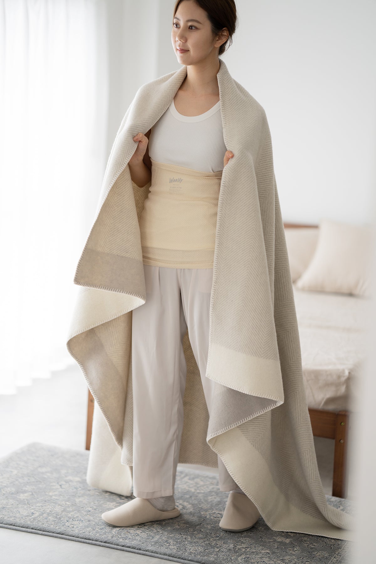 空気を含んだふんわりウール毛布(大判)